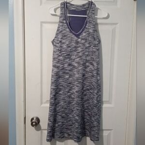 MPG Gray and White Textured Midi Sports Dress